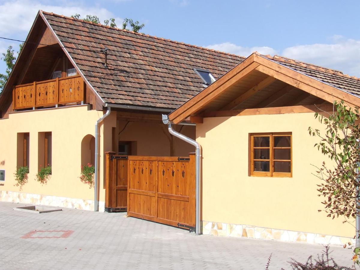 Villa Giulia Vendeghaz Verpelét Exterior photo